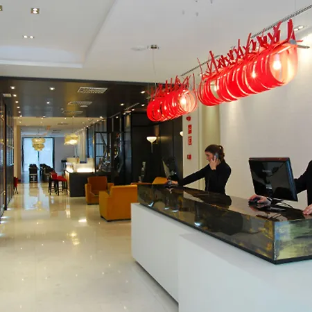 Grupotel Gran Via 678 Hotel 4*