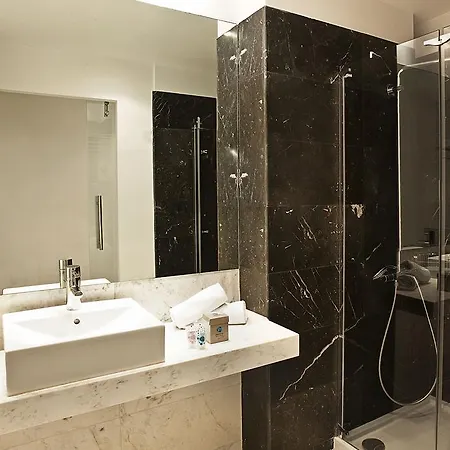 グルーポテル グラン ビア 678 ホテル