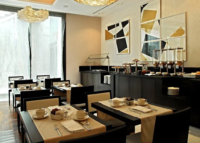 Hotel Grupotel Gran Via 678 4*