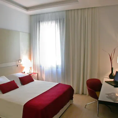 Grupotel Gran Via 678 ברצלונה