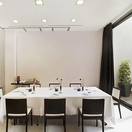 Grupotel Gran Via 678 מלון